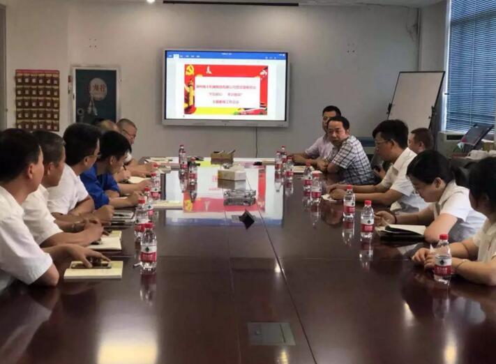 鐘管鎮(zhèn)書記將總書記指出的“三望”結(jié)合我們自身進(jìn)行了講解教育