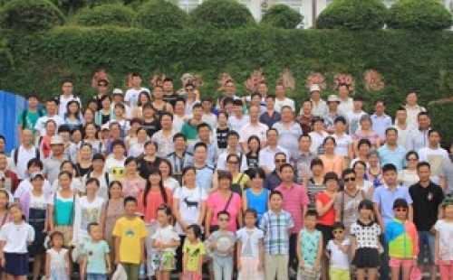 春回大地暖，活力生活，我與金力士共成長(zhǎng)